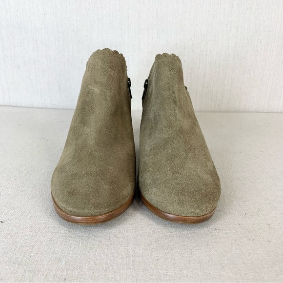 Jack Rogers NWOT Marianne Suede Leather Scalloped Edge Ankle Booties - Size 9.5 - Picture 4 of 16